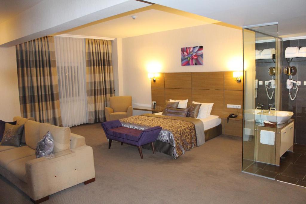 Grand Cali Hotel Bozuyuk Room photo